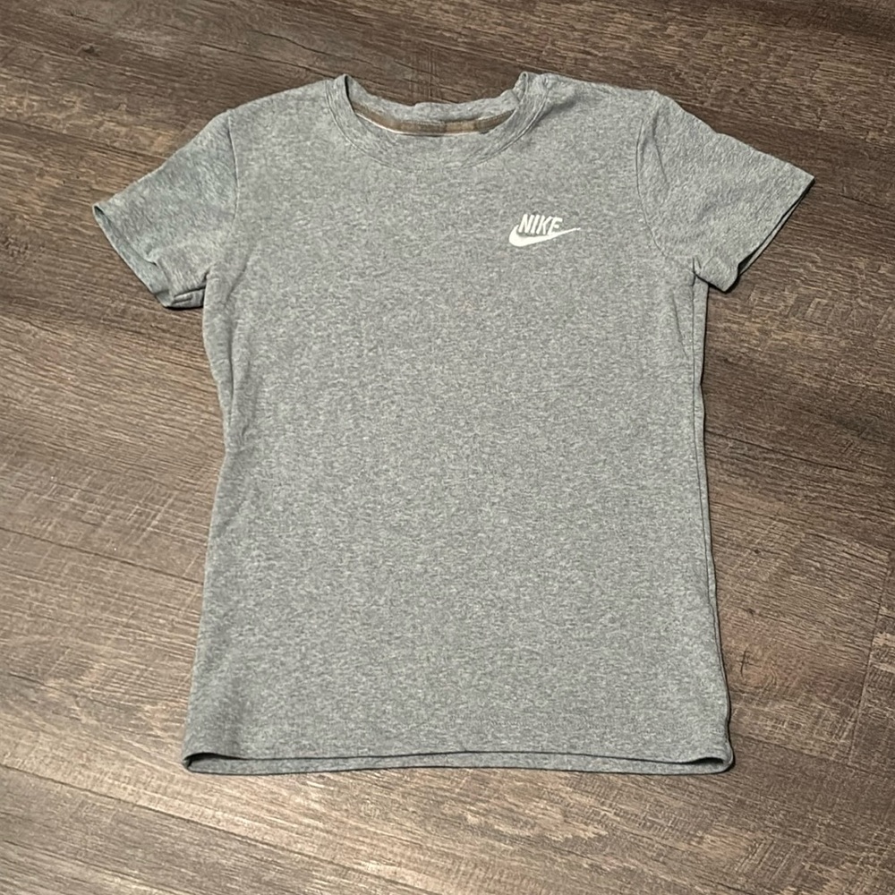 Grey Nike Tee